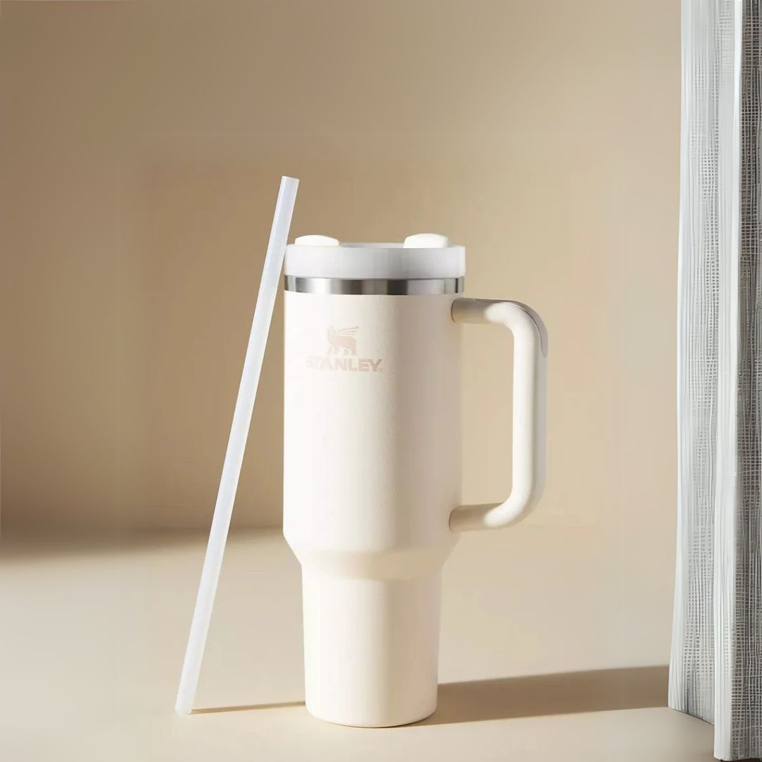 The Quencher H2.0 Flowstate™ Tumbler Stanley Cup