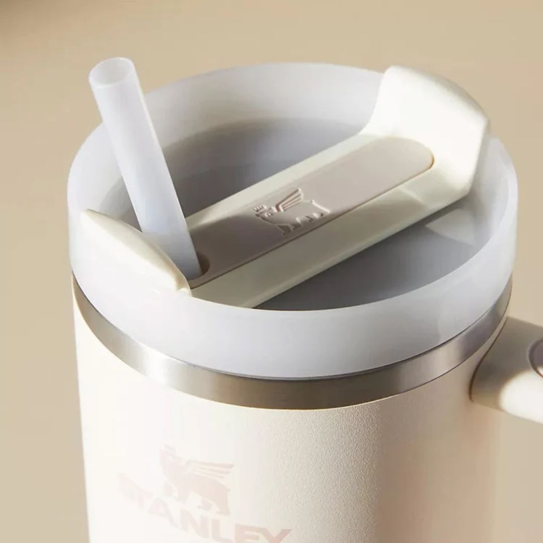 The Quencher H2.0 Flowstate™ Tumbler Stanley Cup