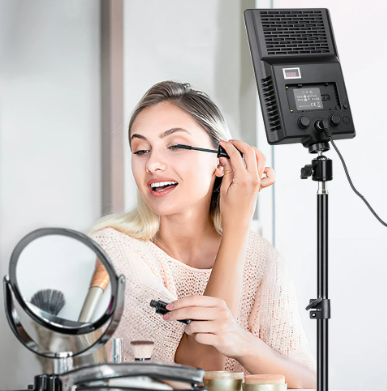 Square Ring Light Panel
Photo Shoot LED with 2.1 Meter Tripod