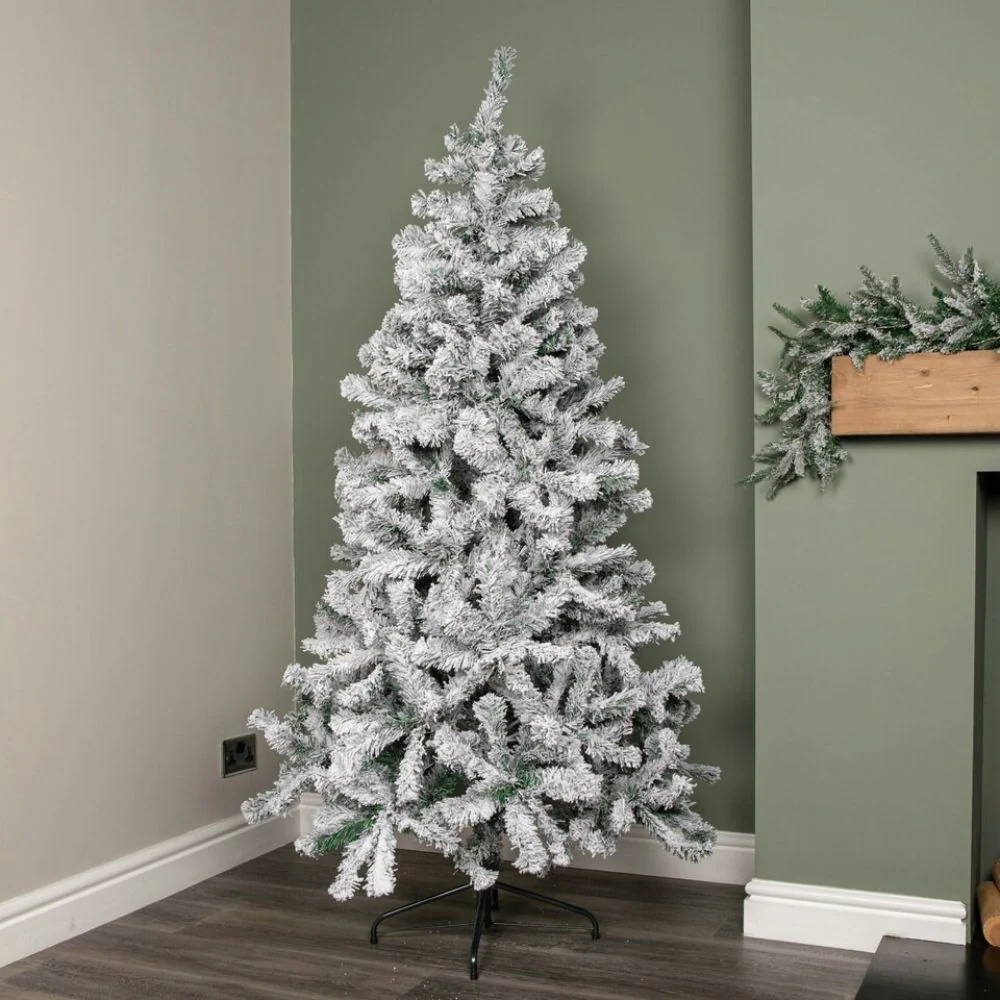 Christmas Tree With Snow